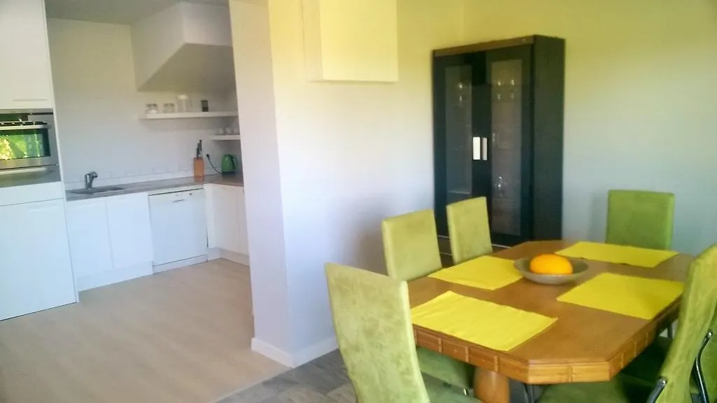 Landhaus Hotel Dom Na Wyspie - Wislany Zakatek Danzig Polen